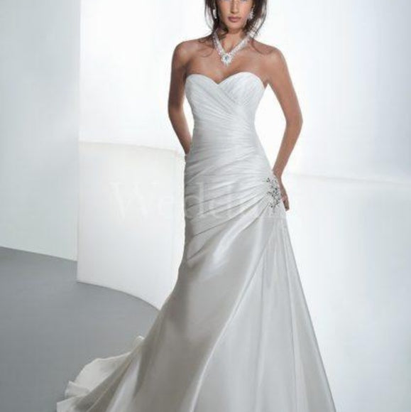 Demetrios Ivory Strapless Wedding Dress Style GR 235